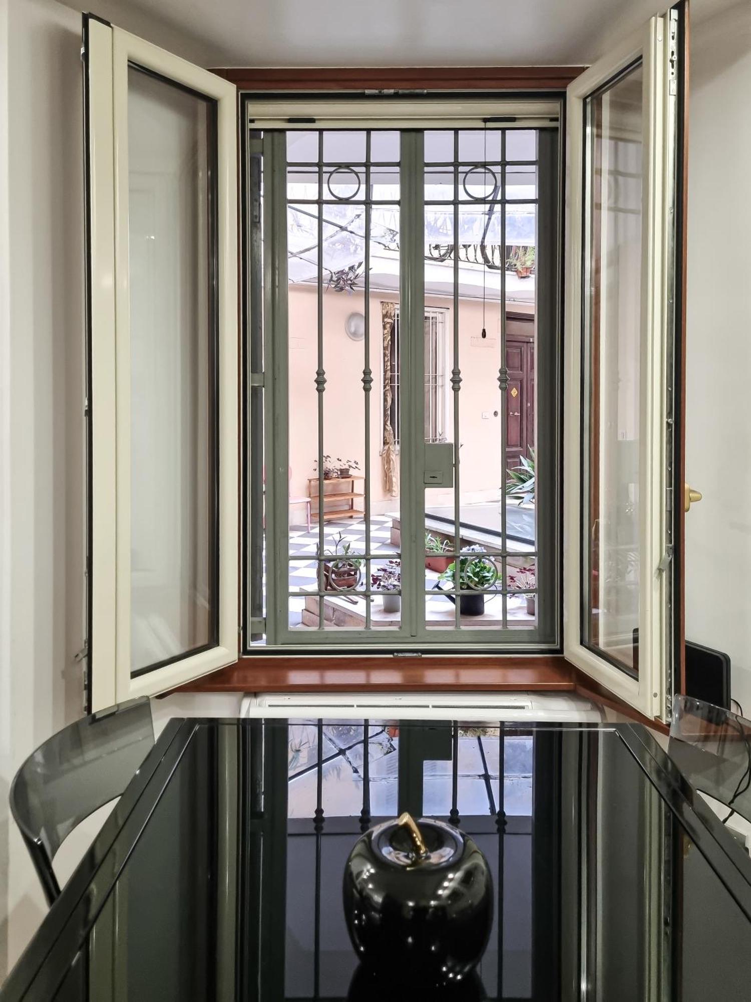 Colosseum Luxury Suite Rome Exterior photo